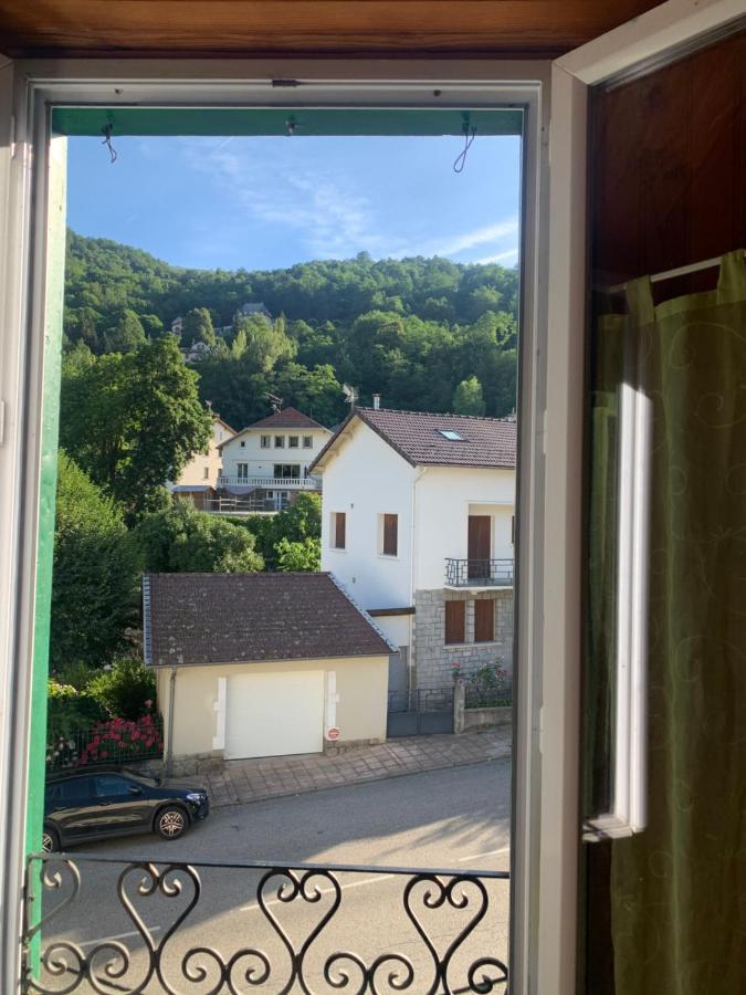 Joli Appartement Dans Une Maison Ancienne Ax-les-Thermes Exterior foto